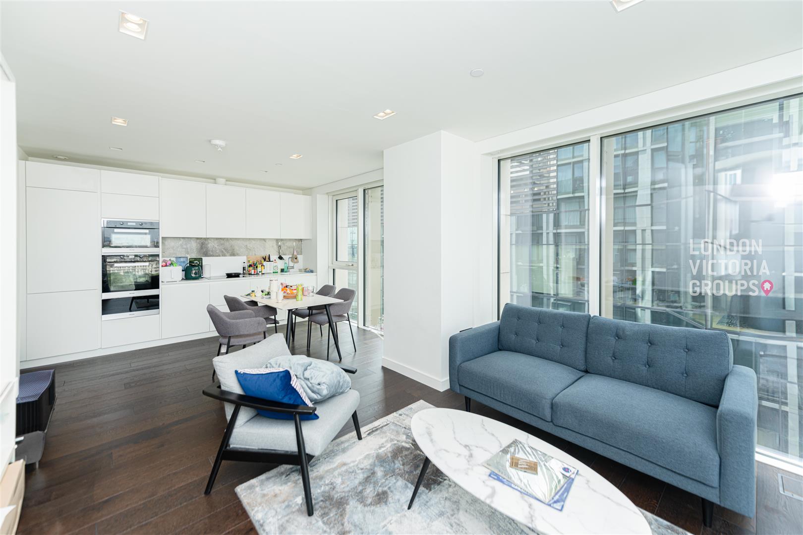 2 bed property in 8 Casson Square, London
